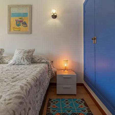 Cabopino Duplex, Swimming Pool, 5min Away, Chill Out Terrace And High-speed Wifi *